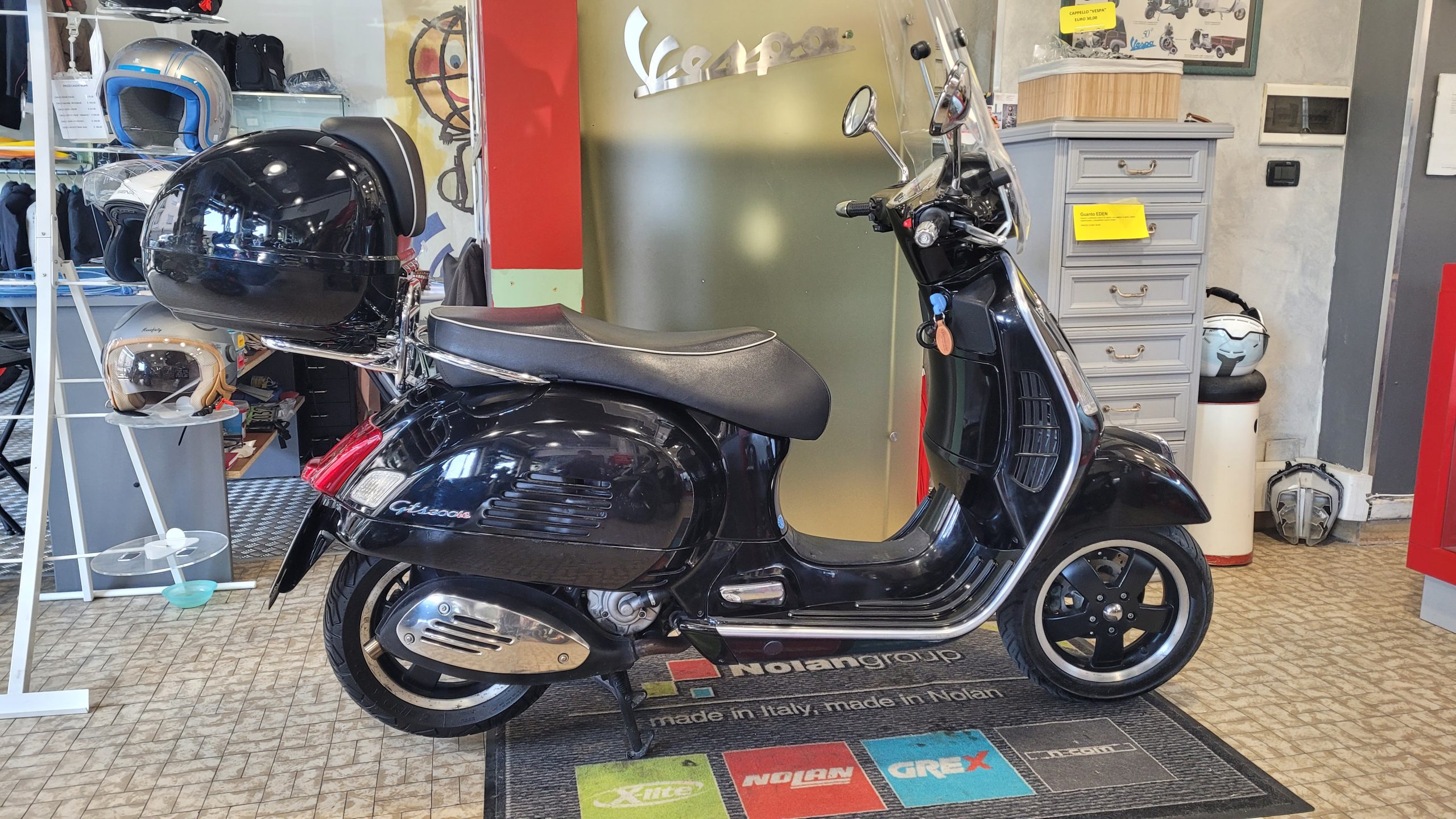 Vespa Gts 300 Super-image