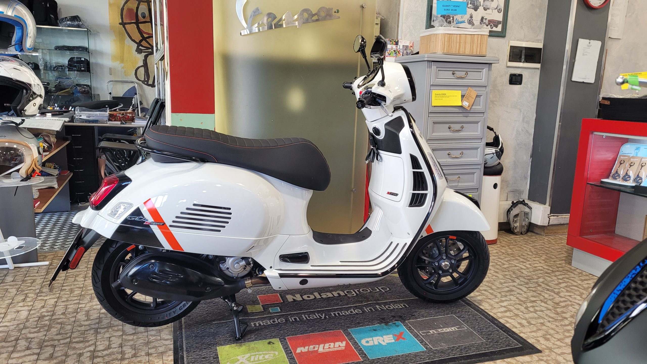 Vespa Gts 300 Super Sport-image