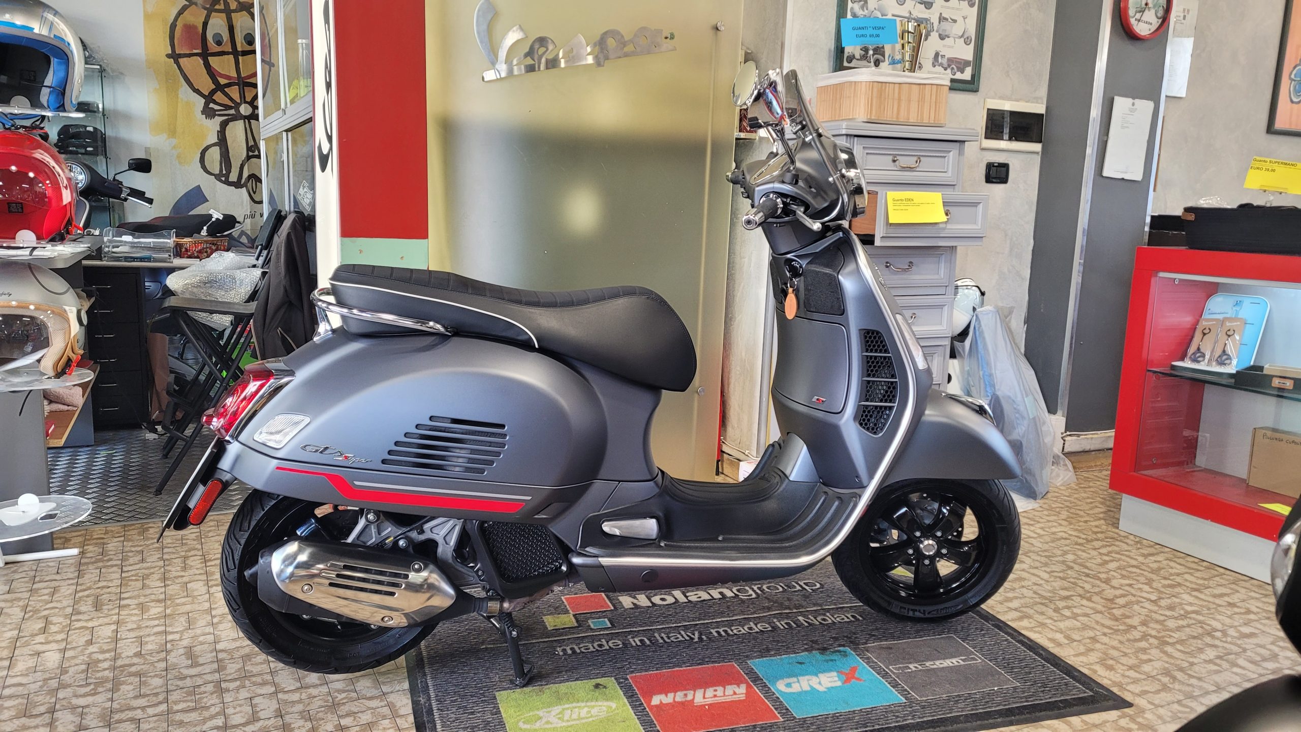 Vespa Gts 125 Super Sport Abs/Asr Euro 5-image