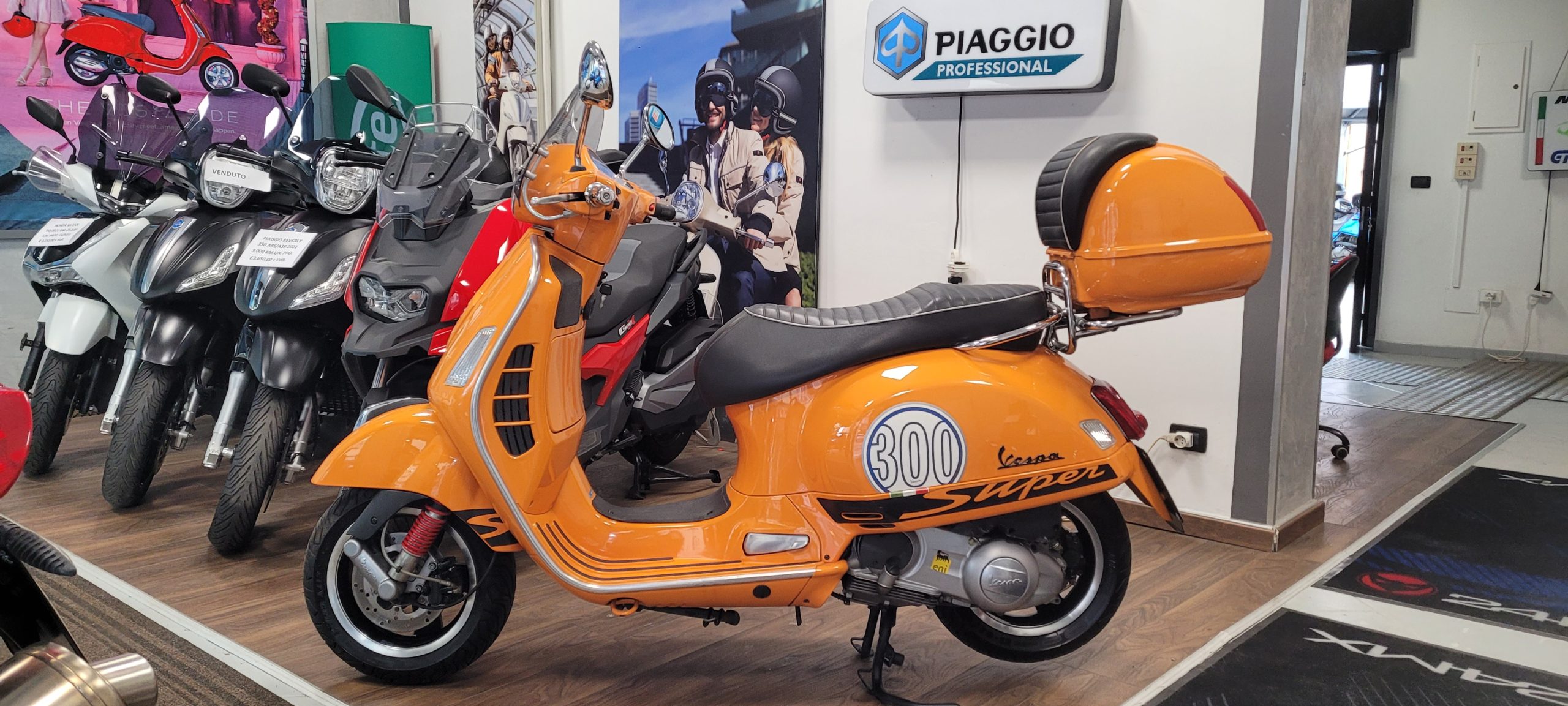 Vespa Gts 300 Super Sport-image